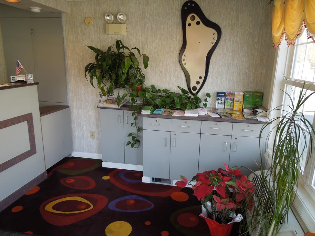 غالاوي Red Carpet Inn Absecon المظهر الخارجي الصورة